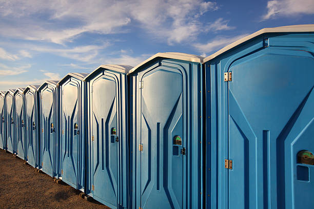 Best VIP or Luxury Restroom Trailers  in Schulenburg, TX